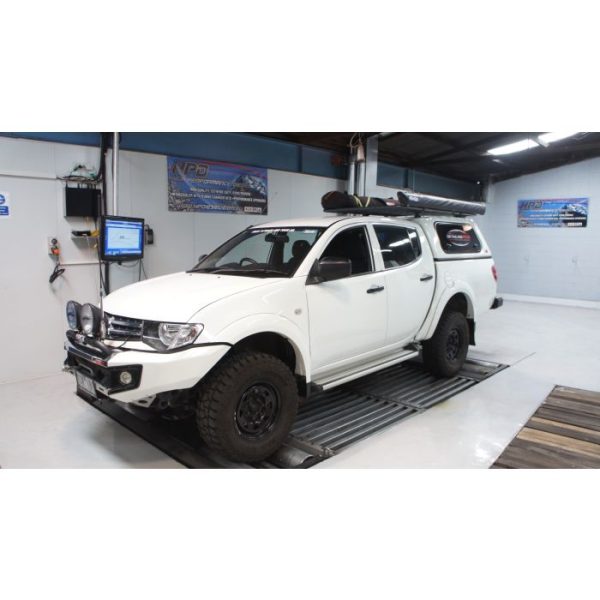 MITSUBISHI TRITON INTERCOOLER 2.5L 2005 2015 9 600x600
